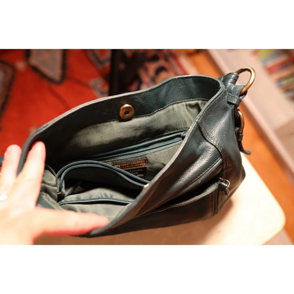 Great American Leatherworks Teal Leather Crossbody Organizer Bag Brass‎ Hardware